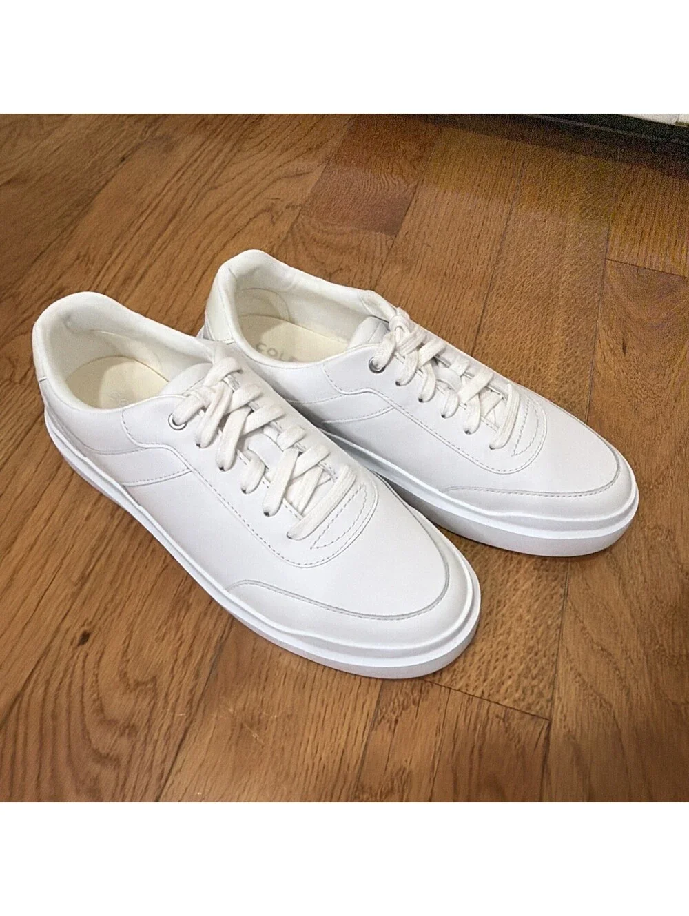 Size 8.5 B Men’s Cole Haan - Sneaker Shoes  -white Style W30801
